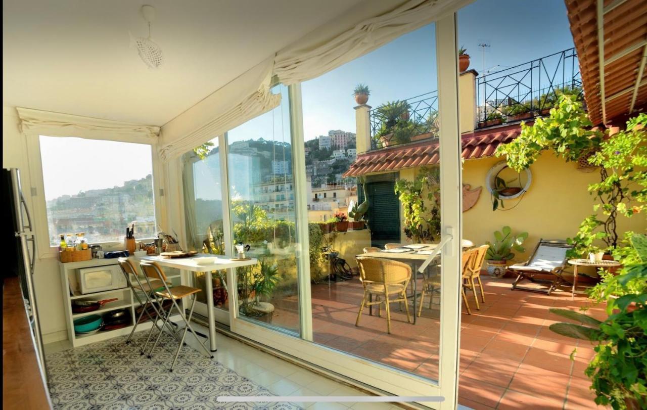 Le Terrazze Di Chiaia Apartment Napoli Bagian luar foto